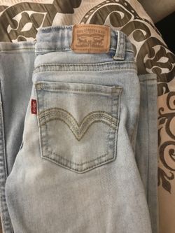 Girls Levi jeans