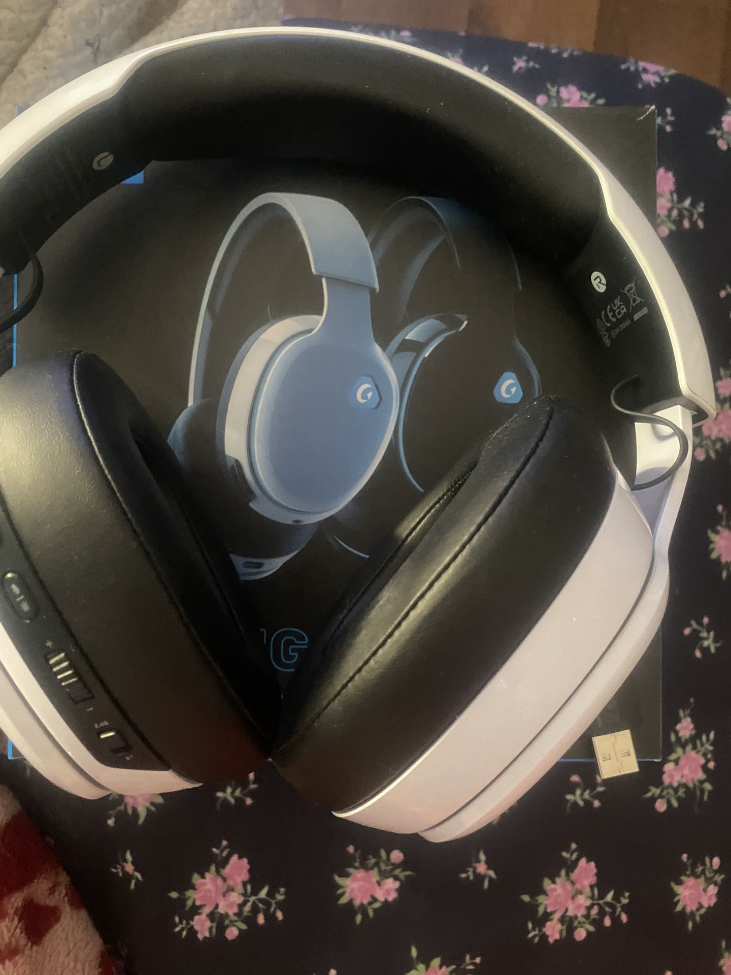 Captain 300 Wireless Headset