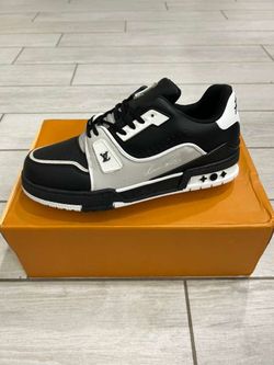 LoVui sneakers