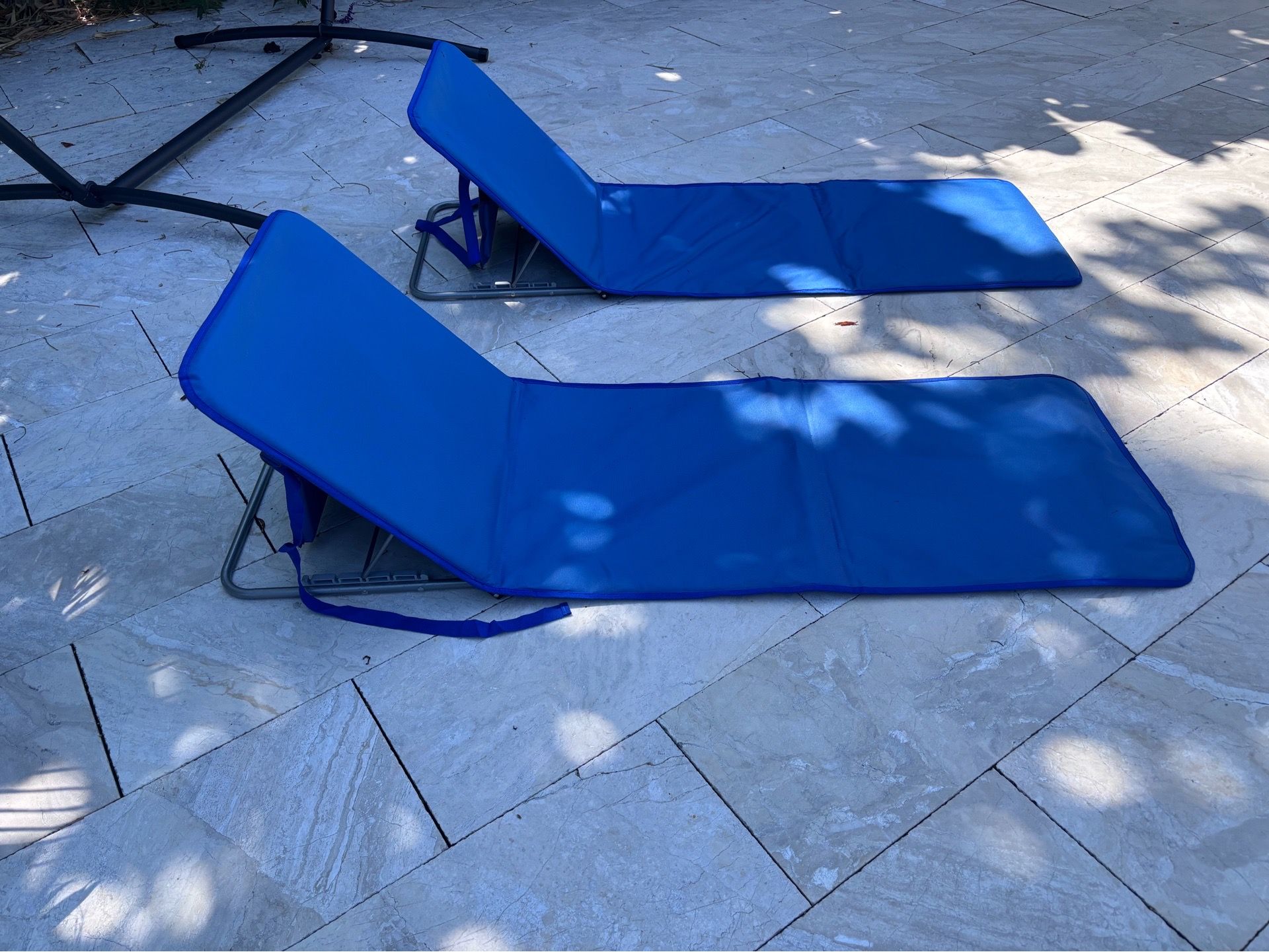 Beach recliners 2x