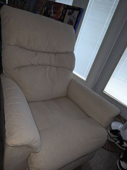 Cream Fabric Upholstered Electric Recliner $150
