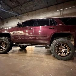 21-23 Yukon. Tahoe. 6" Lift Kit With Installation.