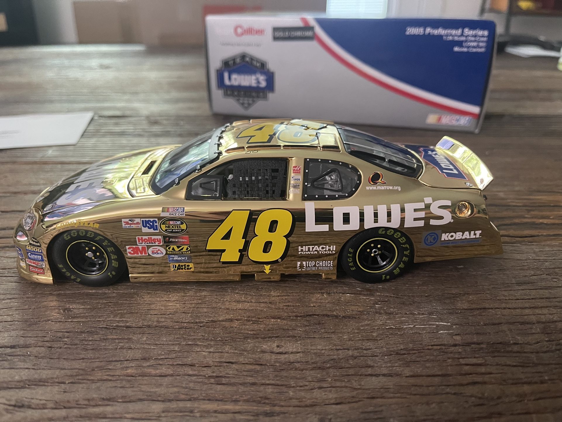 1:24 team caliber preferred series. Jimmie Johnson #48 Lowe’s. 2005 monty carlo.