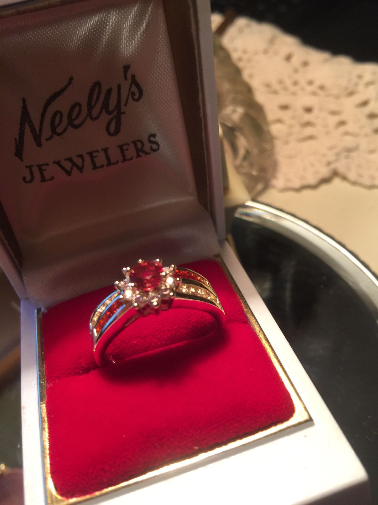 Gorgeous ruby & sapphire engagement ring pave set band size8