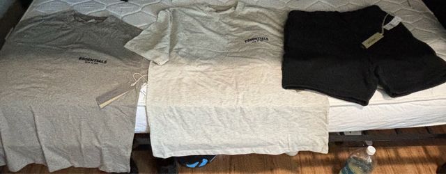 Essential set short and shirts