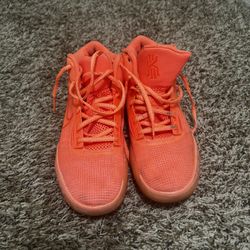 kyrie irving basketball shoes 