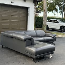🛋️ Sofa/Couch Sectional - Like new - Recliners - Delivery Available 🚛