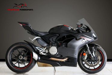 2024 Ducati Panigale V2