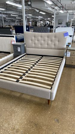 Baxton Studio Hannah beige Queen platform bed