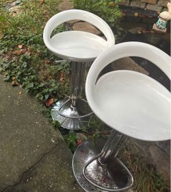 White Bar Stools Set of 2