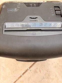 Staples shredder
