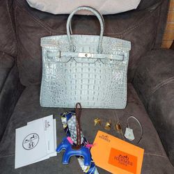 Light Mint Teal Women's Birkin Bag Hermes Handbag Large Purse for Sale in  Western Springs, IL - OfferUp