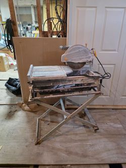 Tile Cutting machine
