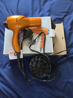 Infiniti Pro Conair Hairdryer
