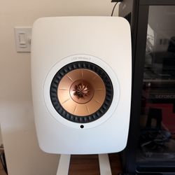 KEF LS50 Wireless II W Kube 8 MIE Subwoofer 