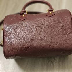 Luis Vuitton 