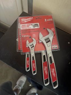 Milwaukee crescent wrench set if 2