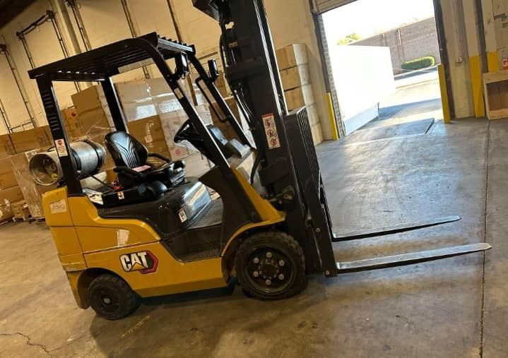 Two Cat Forklift