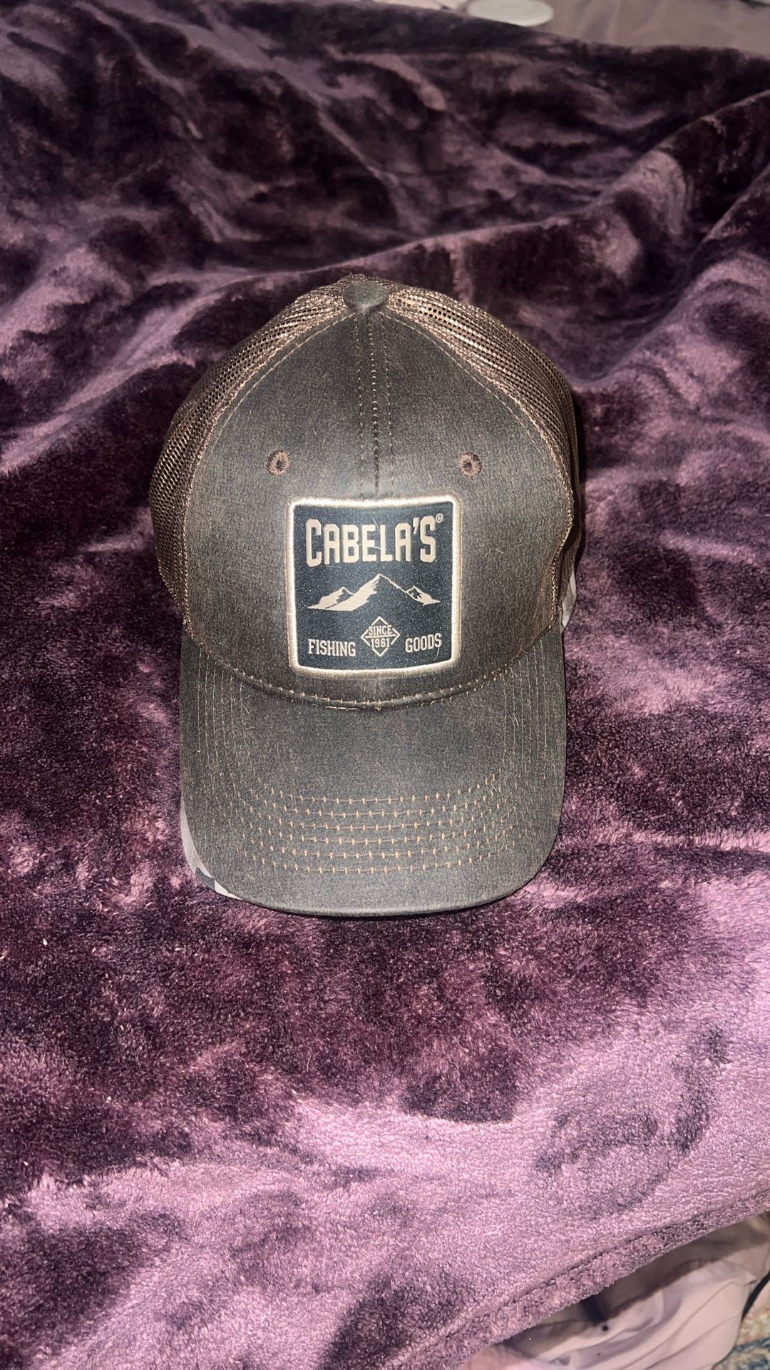 Cabelas hat