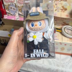 Fall In Wild Keychain 