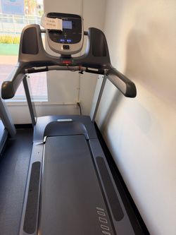 Cardio - Precor Treadmill
