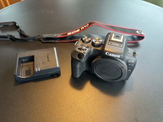 Canon R10 - Body Only