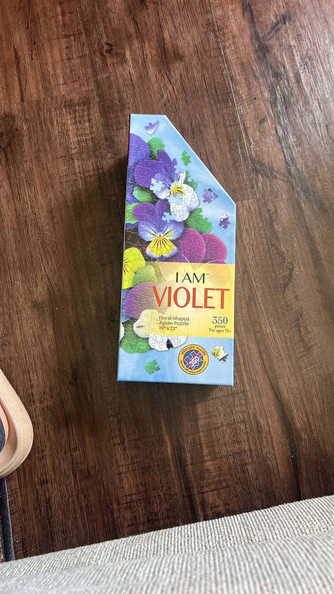 Puzzle Violet Floral Games