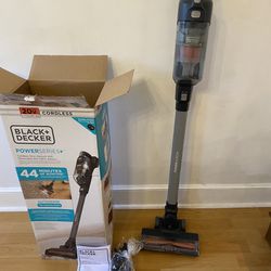 Black and Decker Cordless Vacuum 
