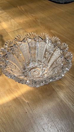Antique American brilliant cut crystal display she’s