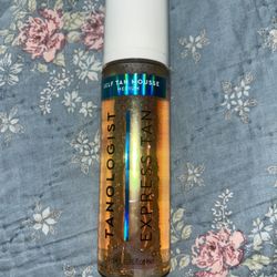 Tanologist Express Self Tan Mousse in the shade Medium.
