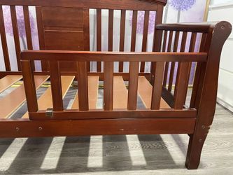 Babies' Crib