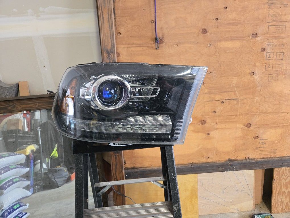 Dodge RAM Passenger Side Headlight
