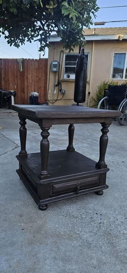 Traditional Vintage English End Table Solid Dark Walnut