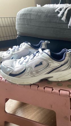 Kids athletic shoes