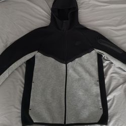 Nike Tech Jacket 