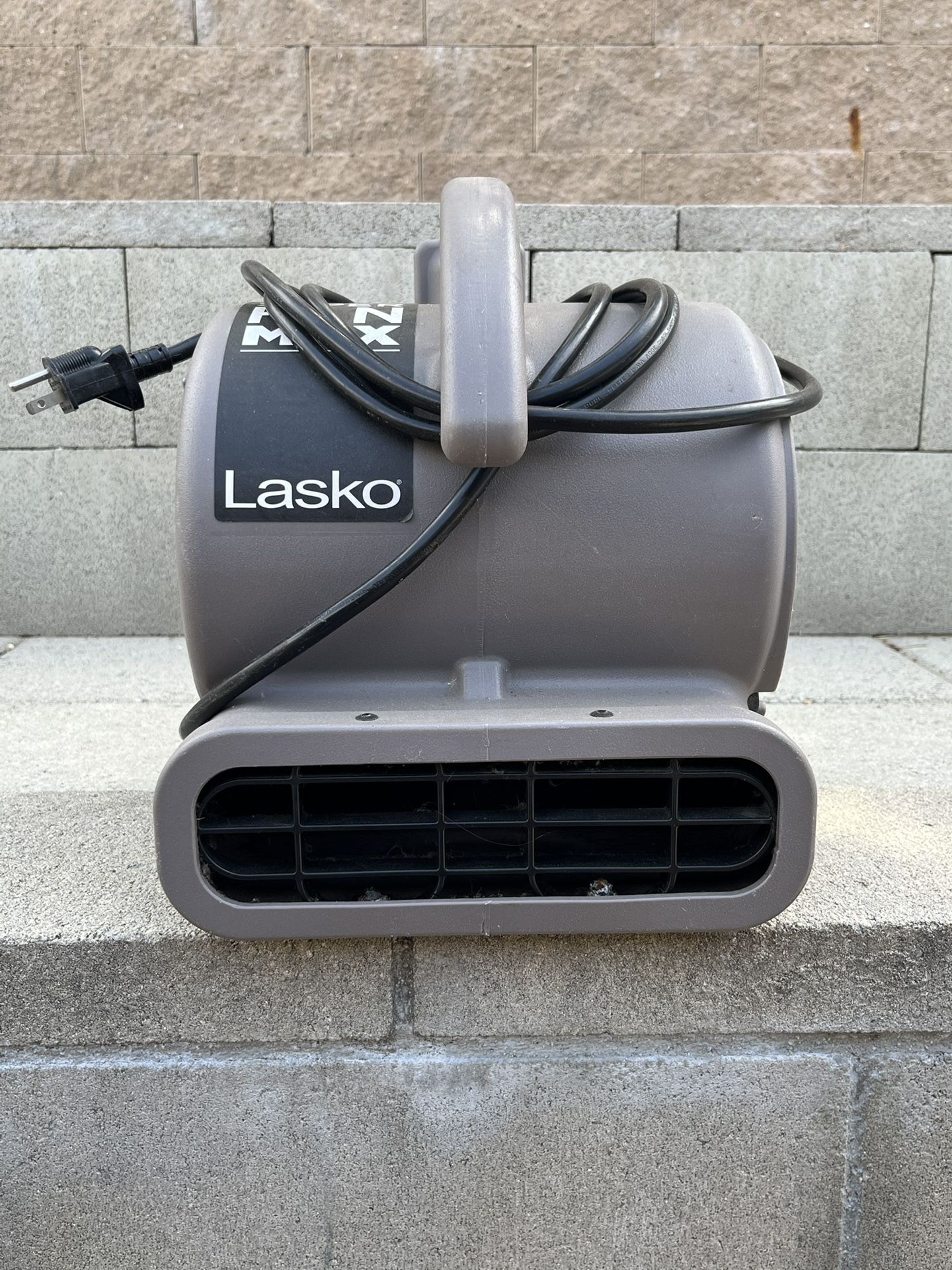 Preowned-Lasko Super Fan Max