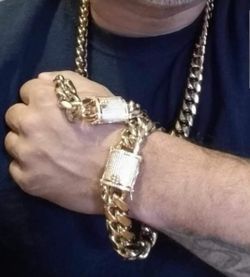 Diamond Lock Cuban Link Set 14K Gold Plated Does Not Loses Color