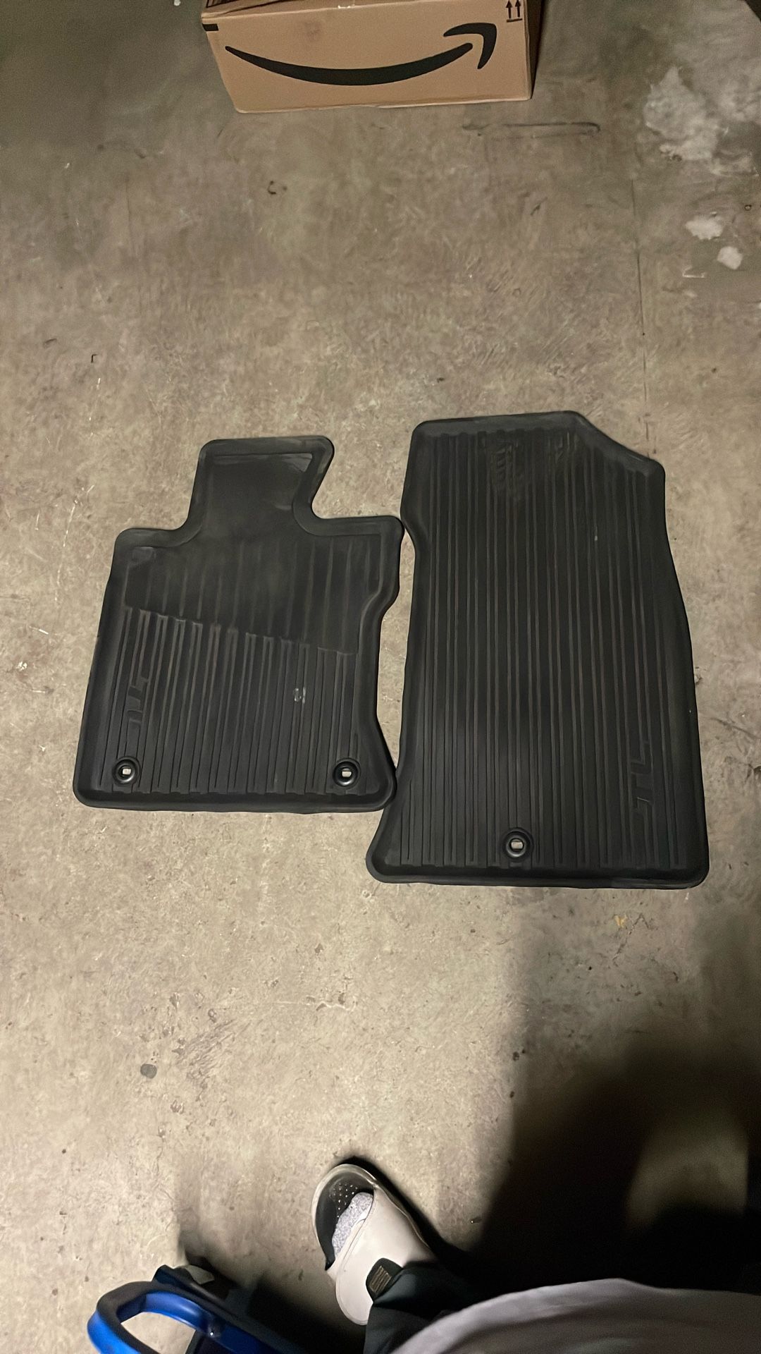 09-14 Acura TL Floormats 