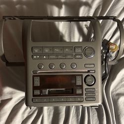 G35 Radio