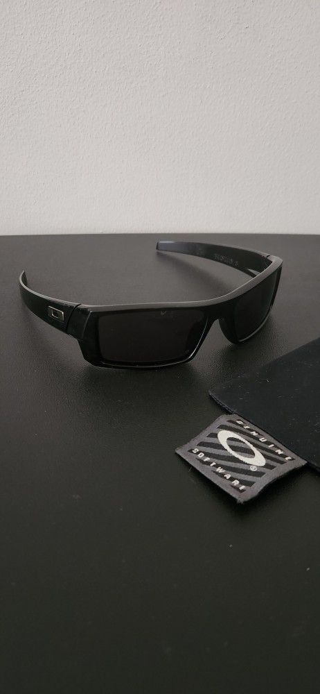 Oakley Gascan S Black Sunglasses (03 555) [Made In The USA]