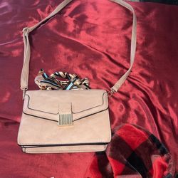 beige purse