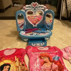 Cinderella Mirror Make Up Station With Disney Princesses Night Gown.