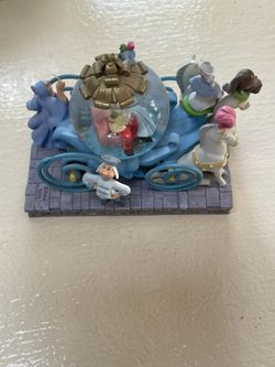 Cinderella & Prince In Coach