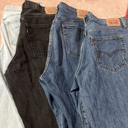 Levi’s Pants 