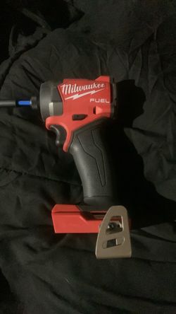 Milwaukee 1/4” hex impact driver
