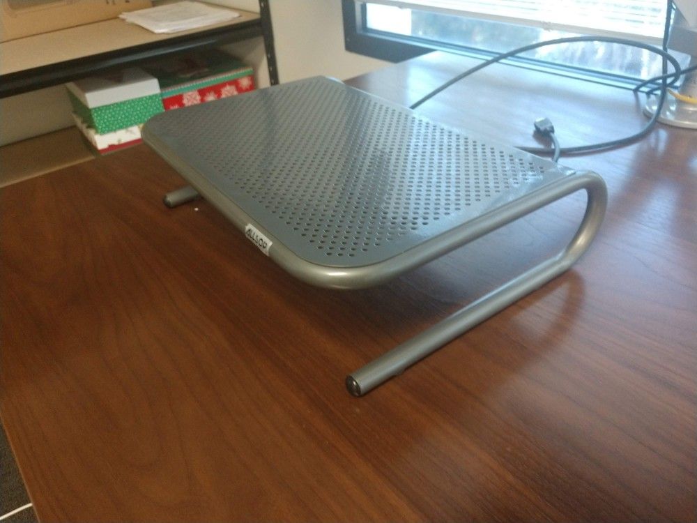 Free Small Shelf Used For Monitors Or TVs