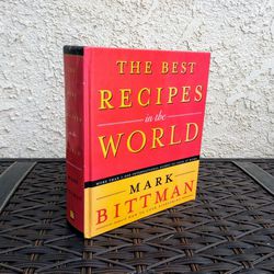 THE BEST RECIPES IN THE WORLD by Mark Bittman - Over 1000 Recipes, 52 International Menus • Cookbooks, Books, Books & Magazines, Hardcover Cook book