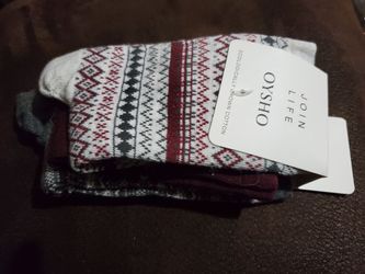 OYSHO Socks (3 Pairs) $10