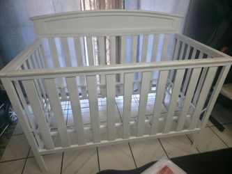 Baby crib