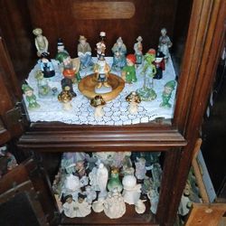 Vintage Figurines 